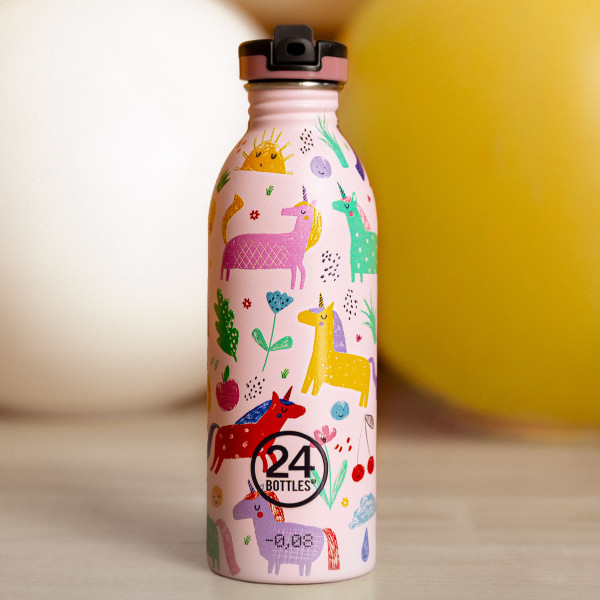 Der perfekte Begleiter für Kindergarten, Schule und Sport. Die rosa Unicorn Kids Bottle 500 ml von 24Bottles.