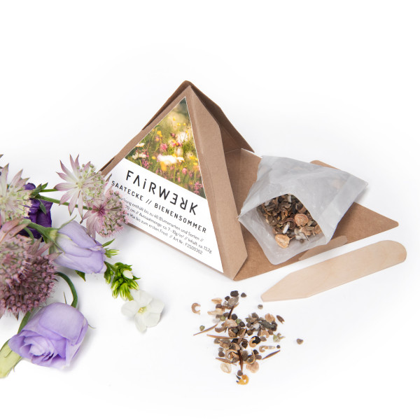 Saatecke BIENENSOMMER von FAIRWERK Design. Pyramide mit Blumensamen - 40 Blumensorten. Saattüe fair produziert in einer Behindertenwerkstatt.